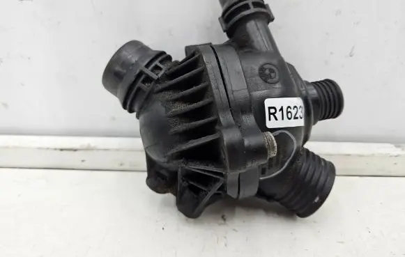 BMW 6 E63 E64 Thermostat/thermostat housing 753665509 7536655