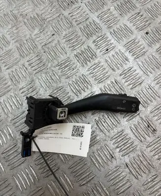 Skoda Octavia Mk2 (1Z) Wiper control stalk 1K0953519A 696400