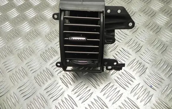 Jaguar XF Rear air vent grill 8X2319K617AH T6330