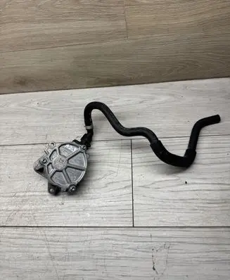 Nissan Qashqai Vacuum pump A2820900005 146508066R