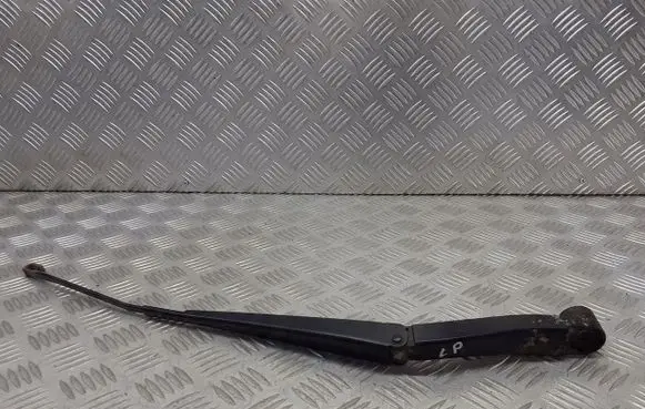 Subaru Legacy Front wiper blade arm A6692-L0