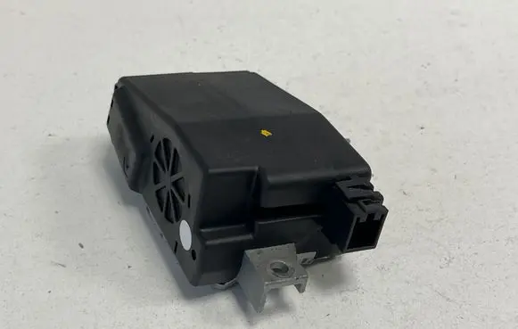 Audi A4 S4 B8 8K Steering wheel lock 8K0905852D 0825221638