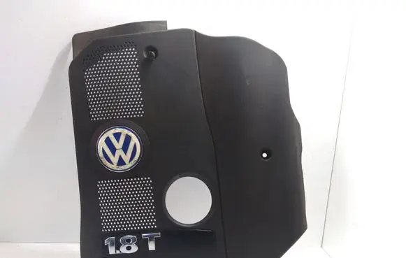 Volkswagen PASSAT B5 Engine cover (trim) 058103724AC