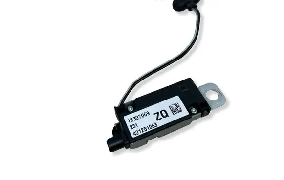 Opel Insignia A Aerial antenna amplifier 421251063