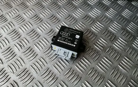Audi A4 S4 B8 8K Light module LCM 8K5907357A