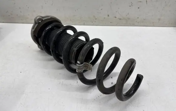 Volvo XC90 Front coil spring 32346025 32246660