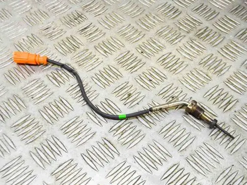 Audi A5 8T 8F Oil temperature sensor 03L906088EP