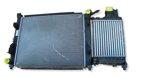 Dacia Sandero III Coolant radiator 214107326R 144963014R