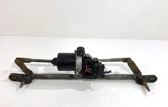Fiat Panda II Front wiper linkage and motor