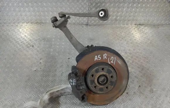 Audi A5 8T 8F Front wheel hub spindle knuckle