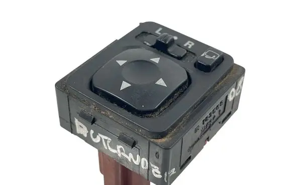 Mitsubishi Outlander Wing mirror switch 183569