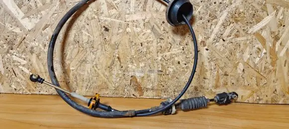 Chevrolet Epica Gear shift cable linkage 96639305