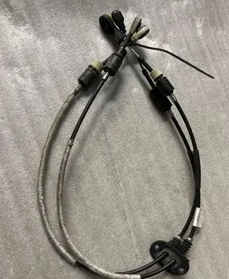 Volvo V60 Gear shift cable linkage 31325365