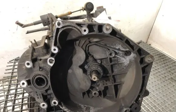 Opel Zafira B Manual 5 speed gearbox 55192042