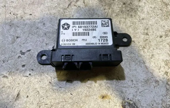 Chrysler Pacifica Parking PDC control unit/module 68193772AI 19224BE 0263014136