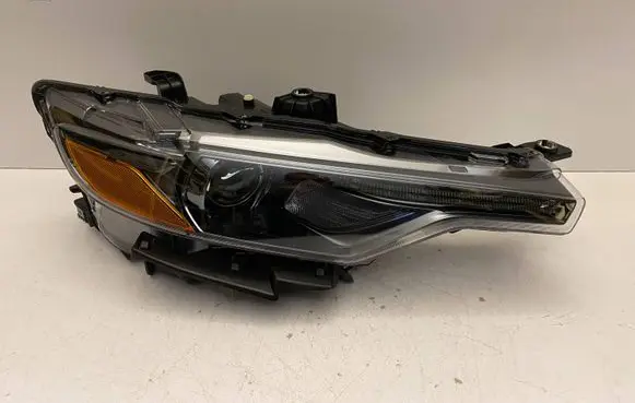 Maserati Levante Headlight/headlamp 670034639 83226 K2949