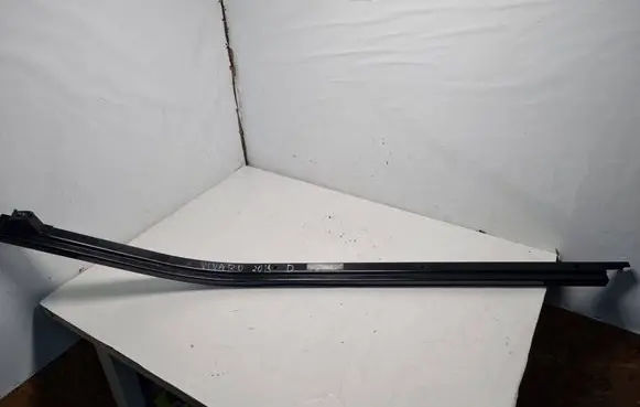 Opel Vivaro Sliding door middle rail 2377D 2118