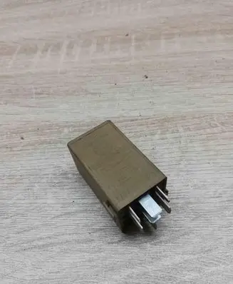 BMW 5 E60 E61 Other relay 8384505