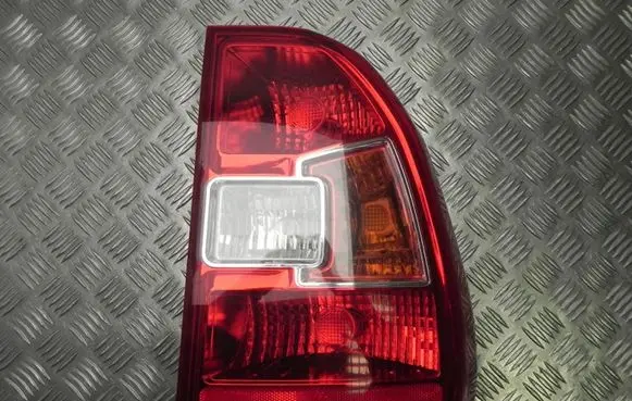 KIA Spectra Rear/tail lights 92402030 A1708