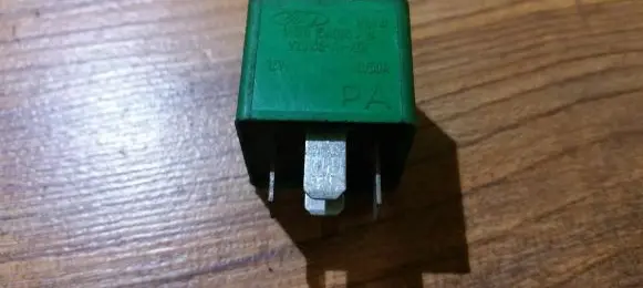 Ford Mondeo MK I Other relay 93bg13a025a1b v23136-a1-x32