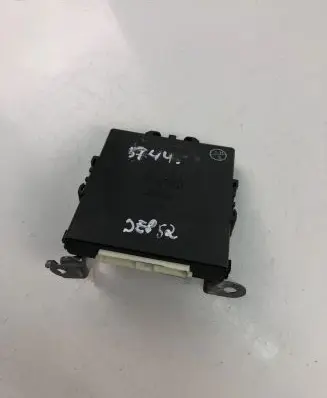 Toyota Prius (XW20) Other control units/modules 8967047010