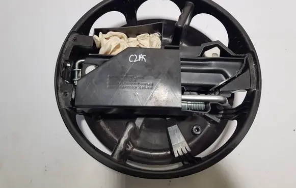 Mercedes-Benz C W204 Spare wheel section trim 2048980007DD A2128980914 A2048980007