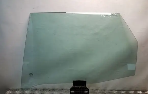 Audi A4 S4 B7 8E 8H Rear door window glass 