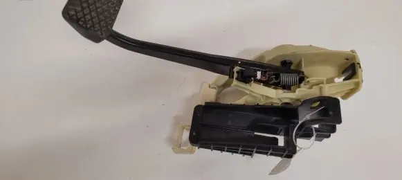 BMW 5 F10 F11 Brake pedal 9144254