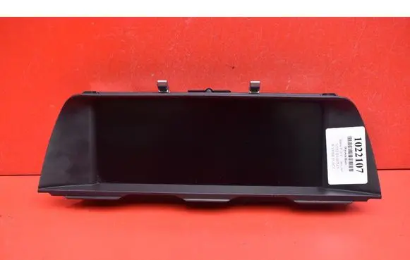 Radio/CD/DVD/GPS head unit