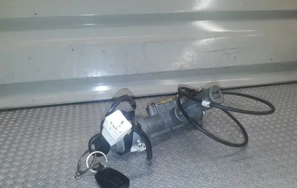 Hyundai Santa Fe Ignition lock 