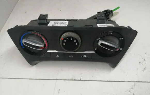 Hyundai i30 Climate control unit 97250C8010