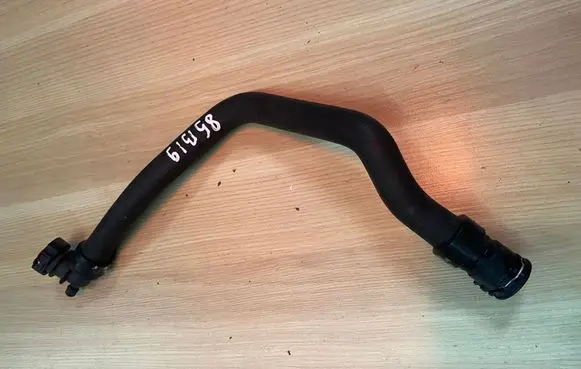 Peugeot Expert Engine coolant pipe/hose 