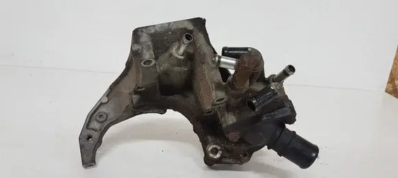 Mazda 6 Water pump R2AA15176