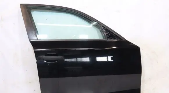 BMW 1 E81 E87 Front door