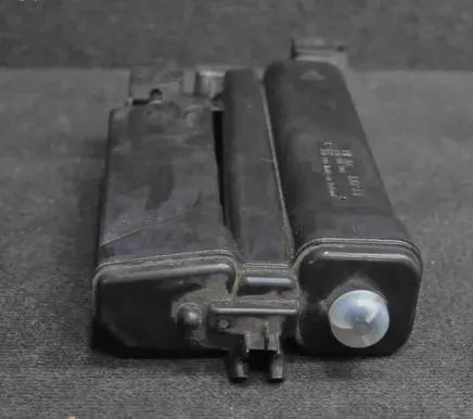 Active carbon filter fuel vapour canister