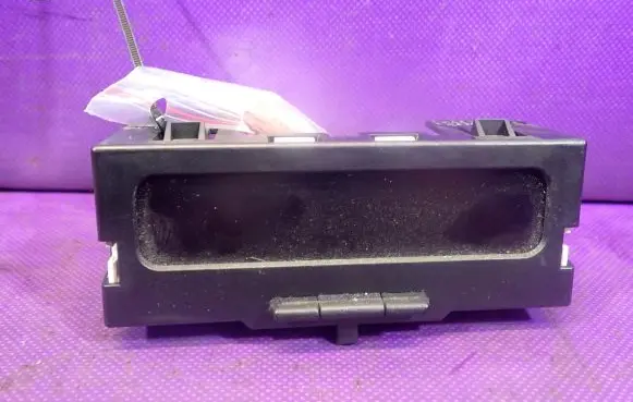 Renault Megane II Screen/display/small screen 8200107839B