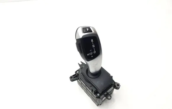 Gear shifter/selector