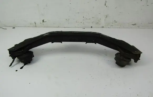 BMW X3 E83 Engine mount bracket 