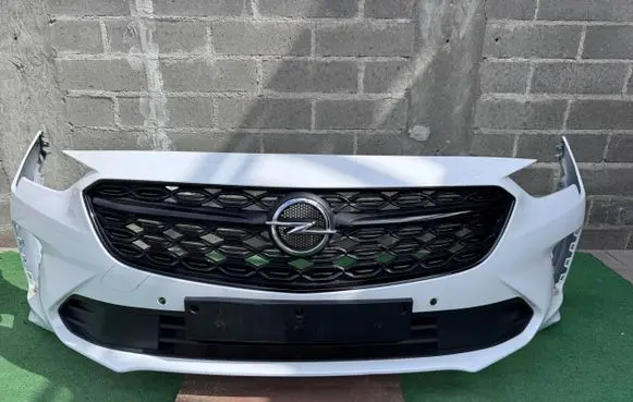 Opel Insignia B Front bumper 