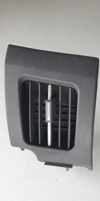 Toyota Prius (XW30) Dashboard side air vent grill/cover trim