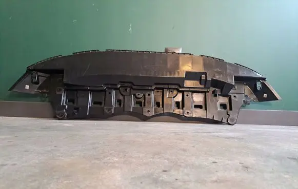 Toyota Yaris Cross Front bumper skid plate/under tray 526180D180