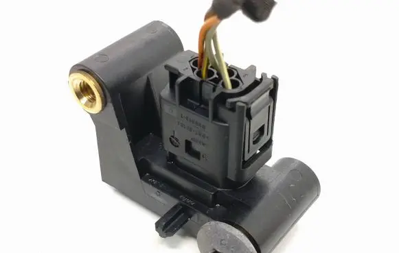 BMW 5 E60 E61 Airbag deployment crash/impact sensor 6977398 656776977398