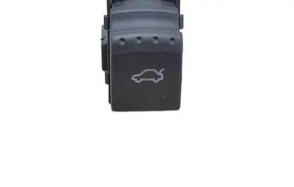 Volkswagen PASSAT B6 Tailgate opening switch 1J0959831A