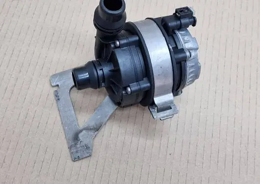 Mercedes-Benz GLC C253 Electric auxiliary coolant/water pump A0005002686