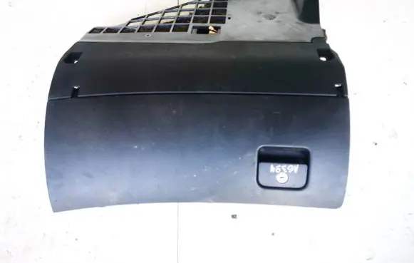 Audi A6 S6 C5 4B Glove box
