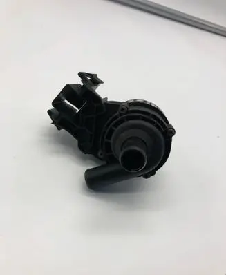Mercedes-Benz GLB x247 Electric auxiliary coolant/water pump A2118350028