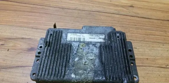 Renault Scenic I Engine control unit/module hom7700875745 7700105980
