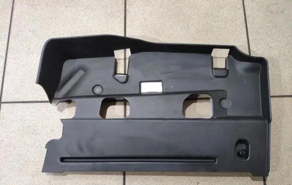 Dashboard lower bottom trim panel
