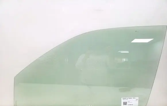 Nissan X-Trail T30 Front door window/glass (coupe) 