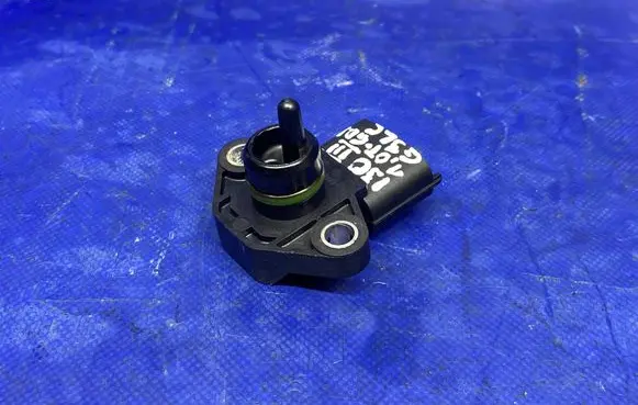 Hyundai i30 Air pressure sensor 393002G000 9022040007